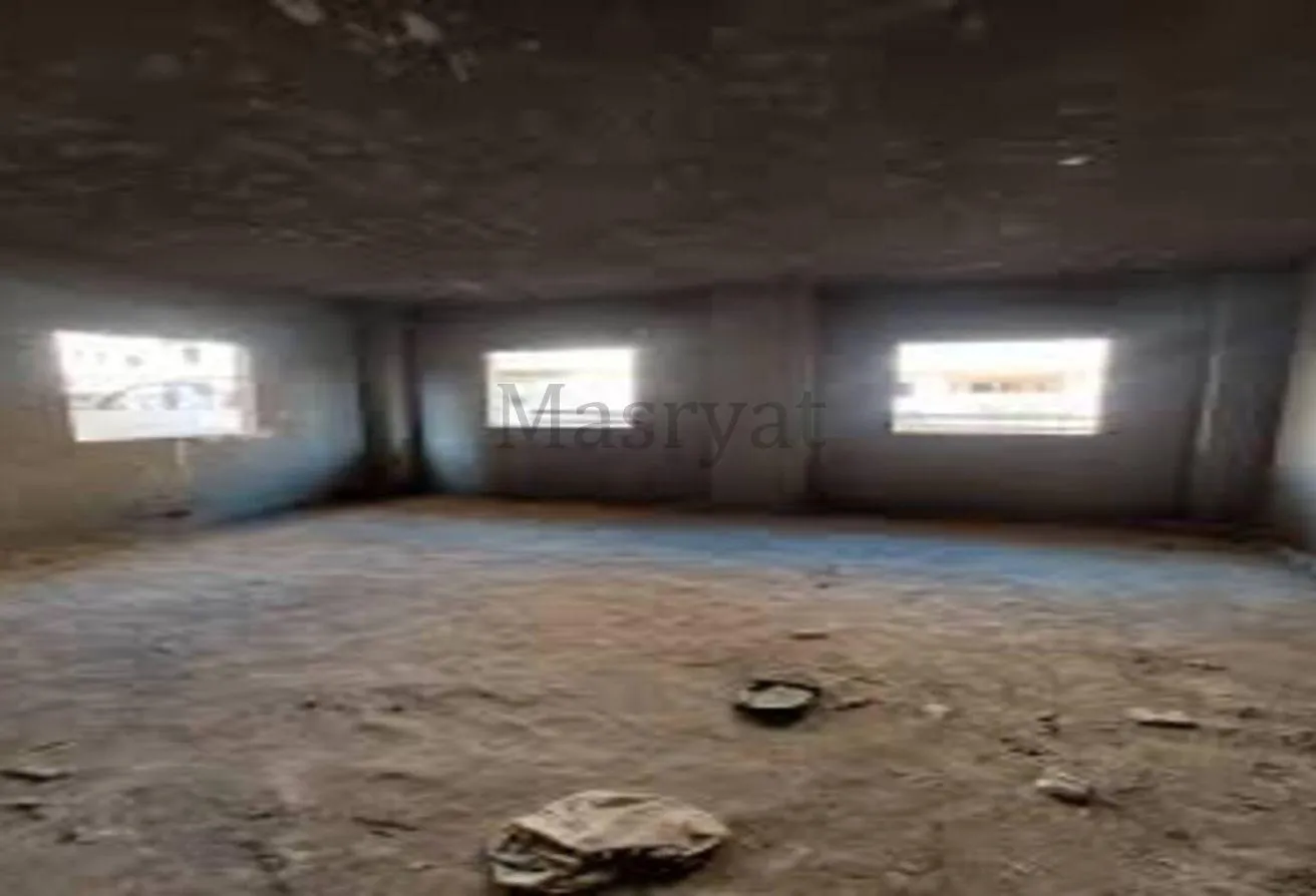 Sale in El Banafseg 9: شقه للبيع التجمع الاول البنفسج فيلات امام waterway