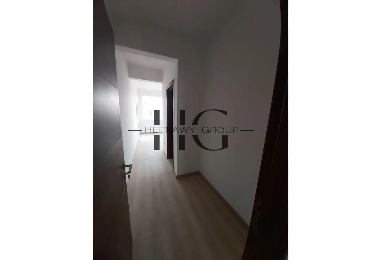 Gallery Image 16