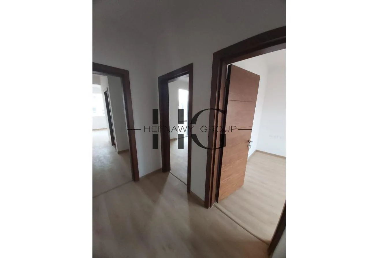 Gallery Image 17