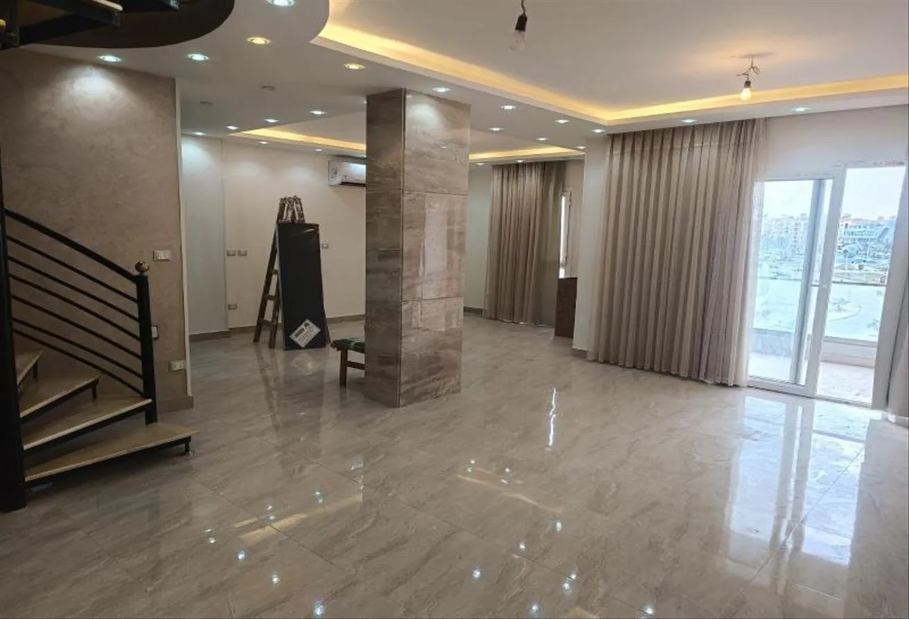 Rent in Zayed Dunes: بينتهاوس للايجار بزايد ديونز سوبر لوكس