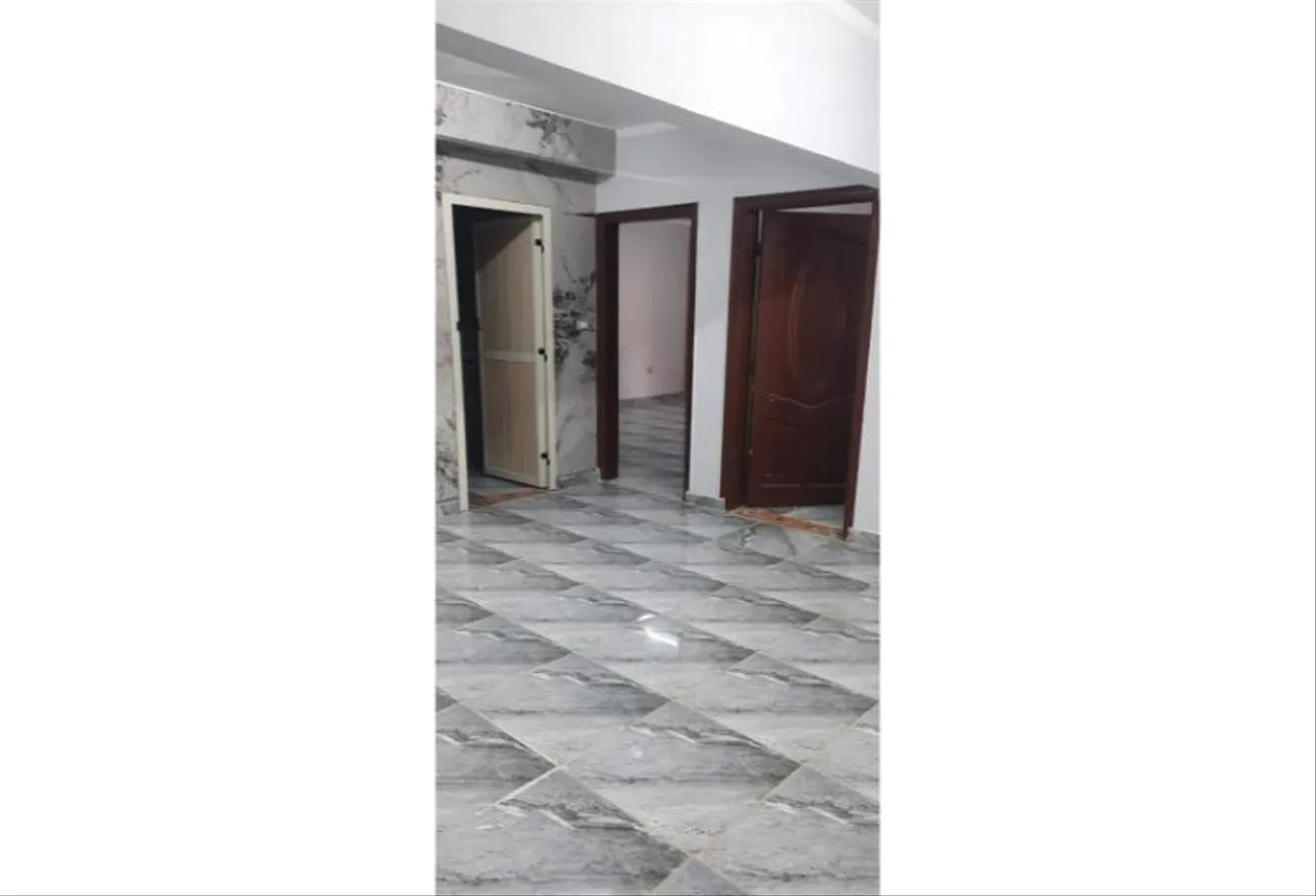 Sale in Gamal Abdel Nasser Road: عيادة للبيع تقسيط في إيجل مول بالشروق 44م².