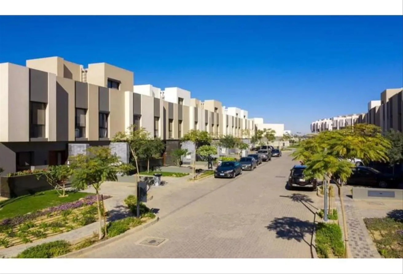 Sale in Al Burouj Compound: RTM villa fully finished at new cairo installment