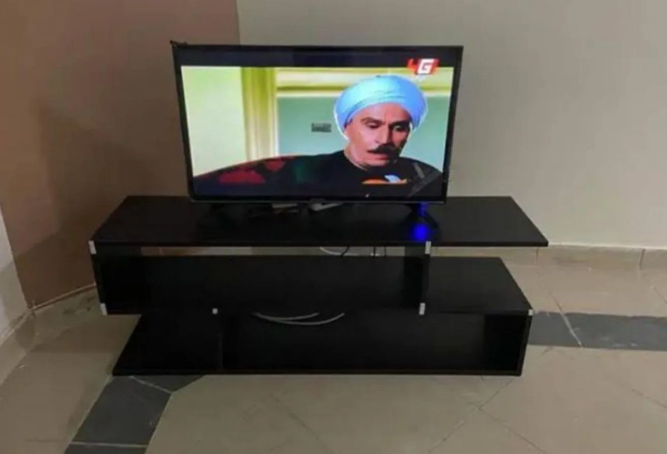 Rent in Hay El Ashgar: شقة للإيجار مفروشة بالكامل في كمبوند حي الأشجار،