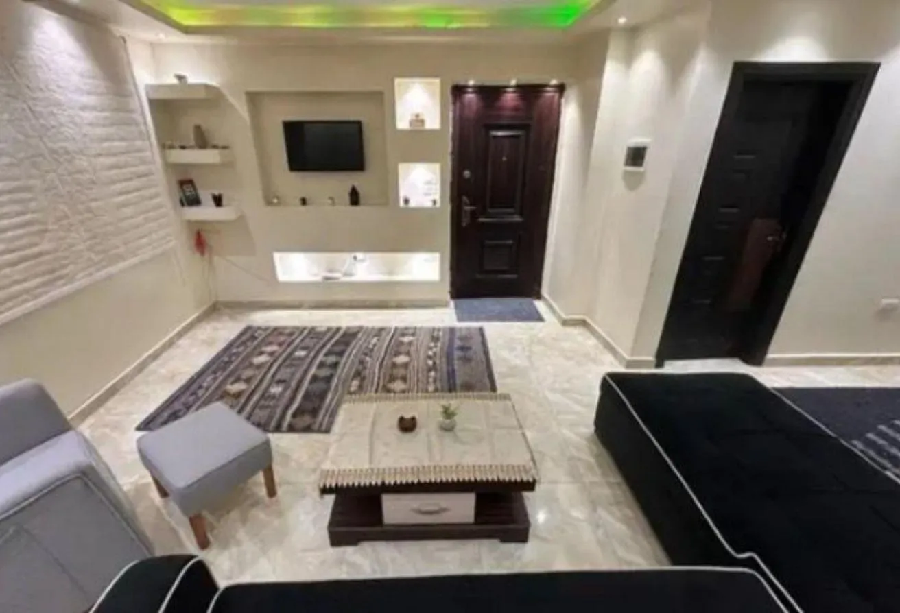 Rent in Central Axis: شقة مفروشة للإيجار في 6 أكتوبر على المحور المركزي