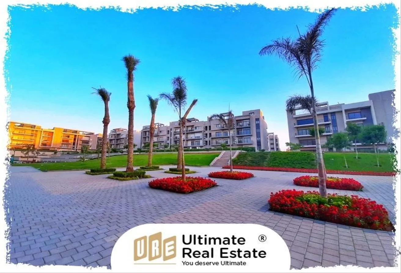 Sale in Moon Residences: Special price for standalone with passage view .