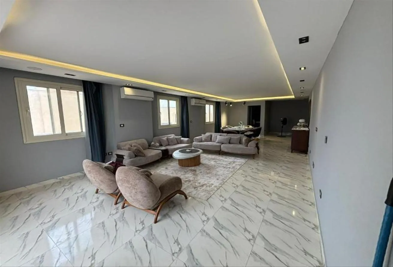 Sale in Kanaria: Complete roof for sale in Al Kanaria Compound