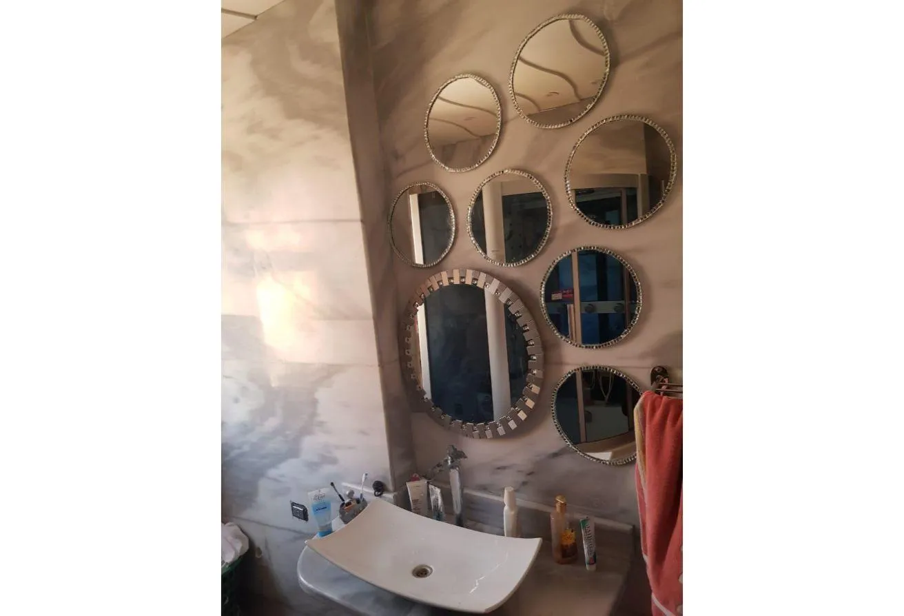 Gallery Image 13