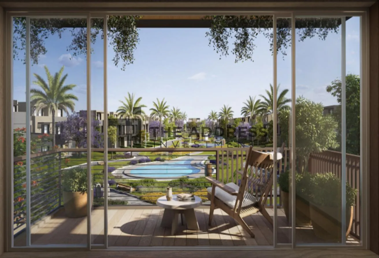 Sale in Palm Hills Golf Views: Town house ready to move over 8 Years