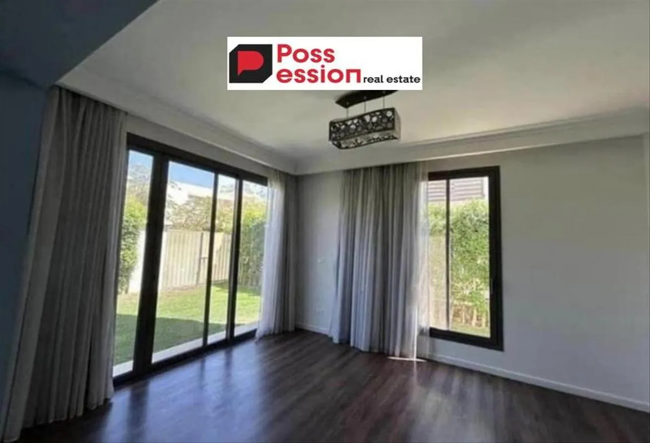 Sale in Il Cazar: Villa (4rooms) for sale from ilcazar next zed east
