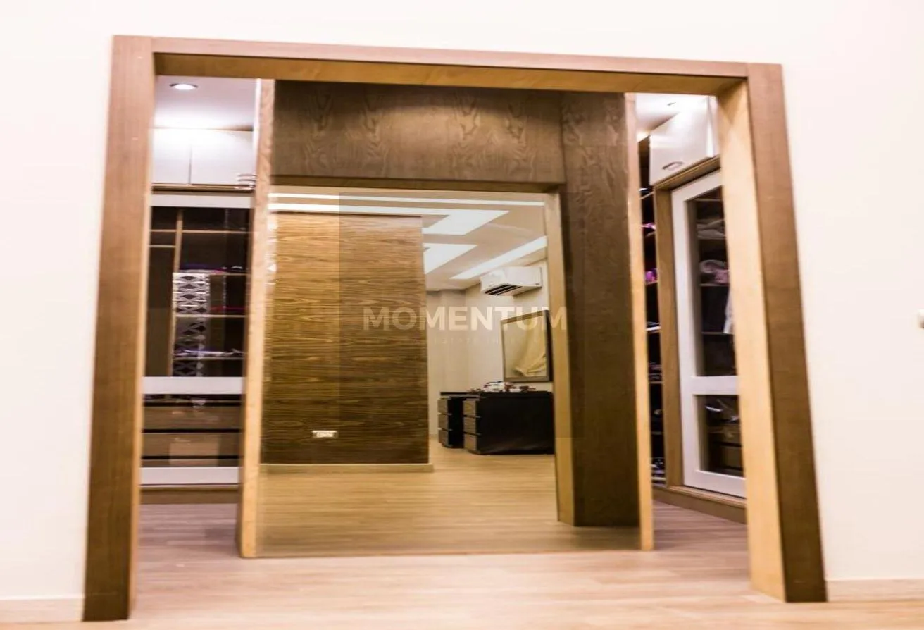 Gallery Image 16
