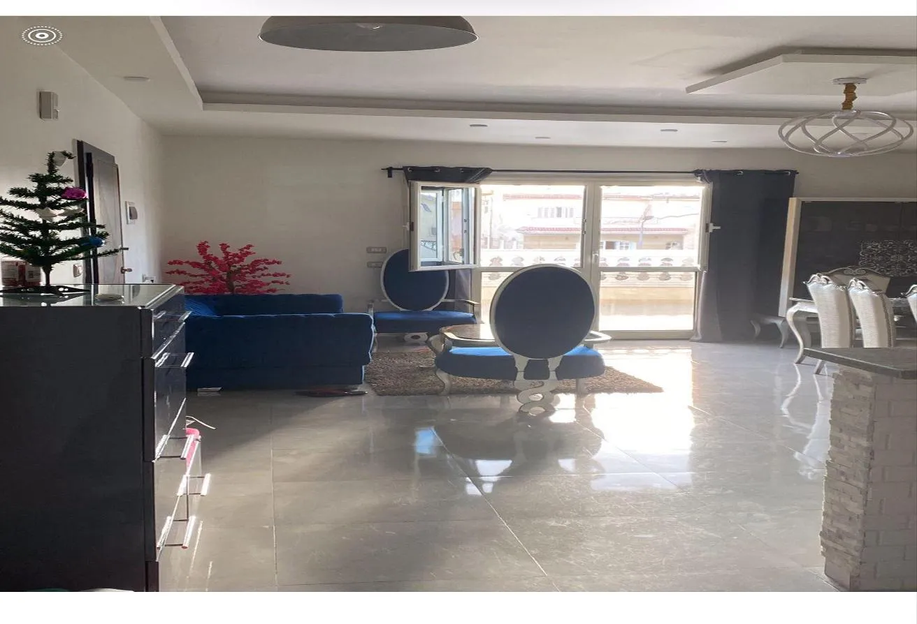 Gallery Image 14