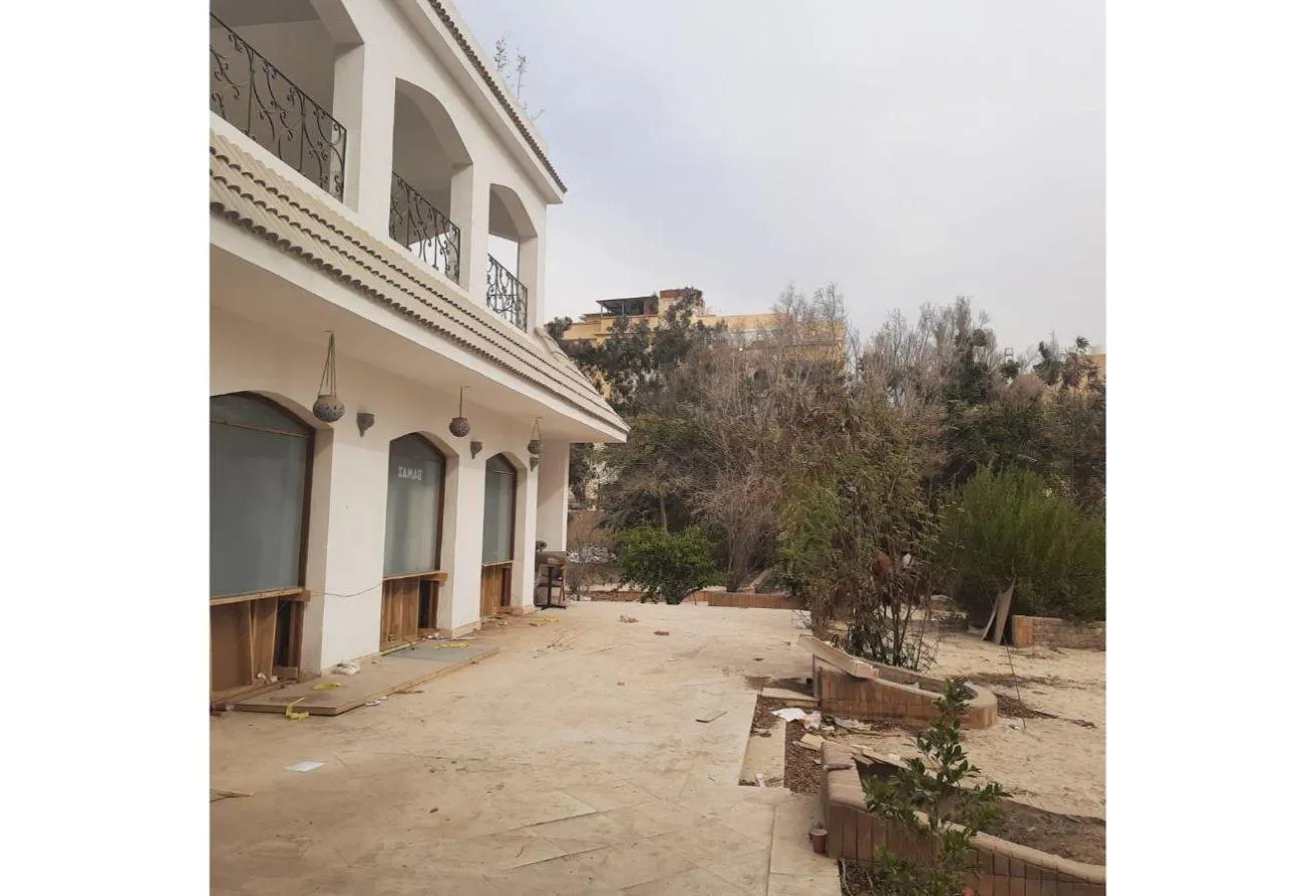 Sale in Al Ahram St.: ارض4020م للبيع فى المقطم الهضبه العليا تصلح تجارى