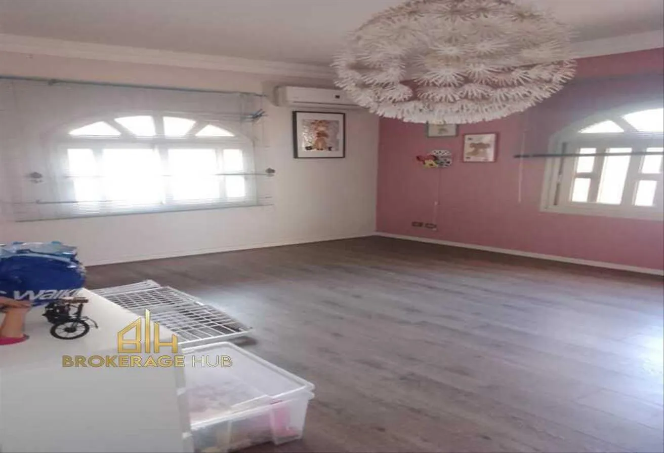 Gallery Image 10