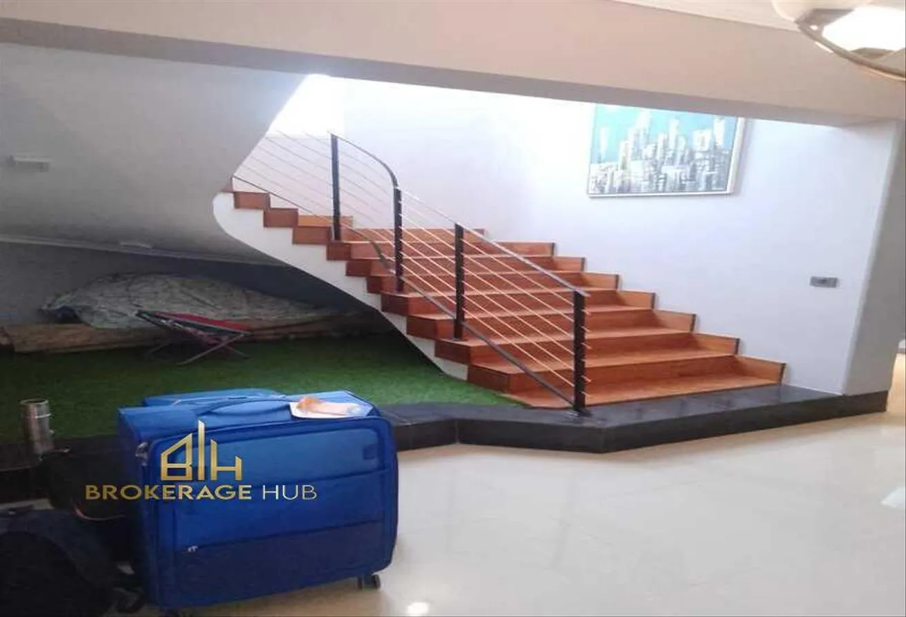 Gallery Image 6