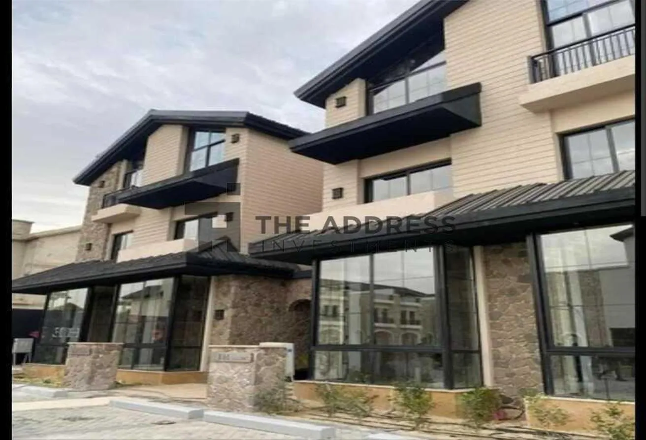 Sale in The Marq ville: Townhouse minutes to Madinaty installment 12 years