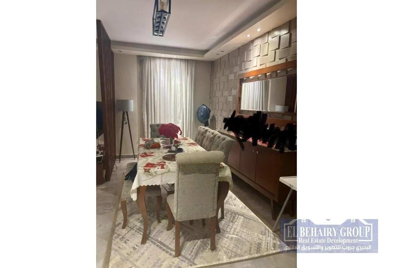 Sale in Ganet Al Shorouk: عيادة للبيع تقسيط في إيجل مول بالشروق 44م².