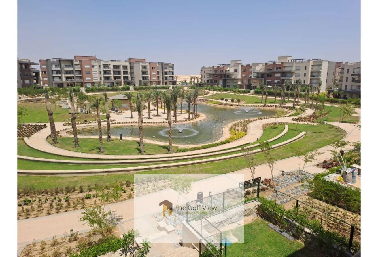 Sale in New Giza: Huge Villa First Row Golf