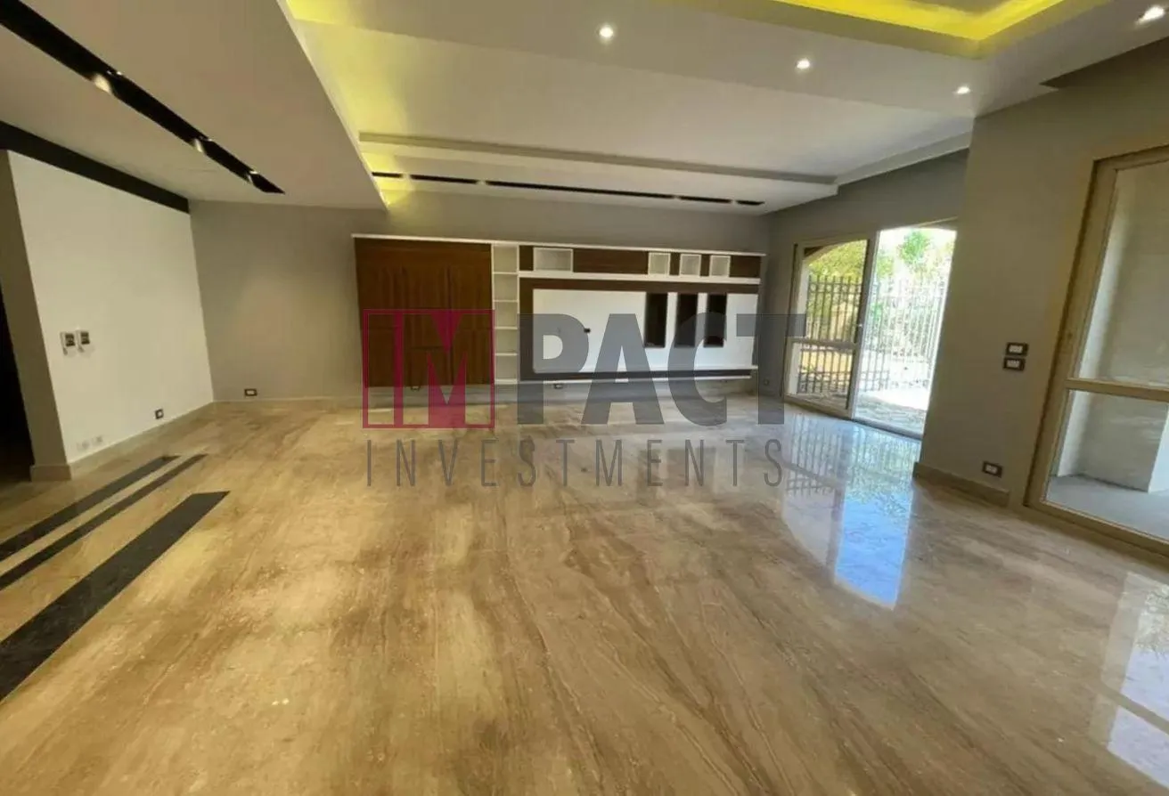 Rent in American University Housing District: car showroom 200m for Rent front of AUC