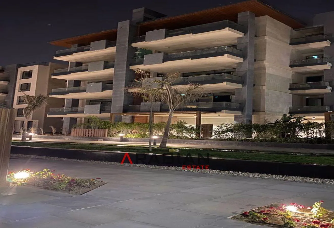 Sale in Azad: Receive immediately 100m-apt inst-5y front of AUC