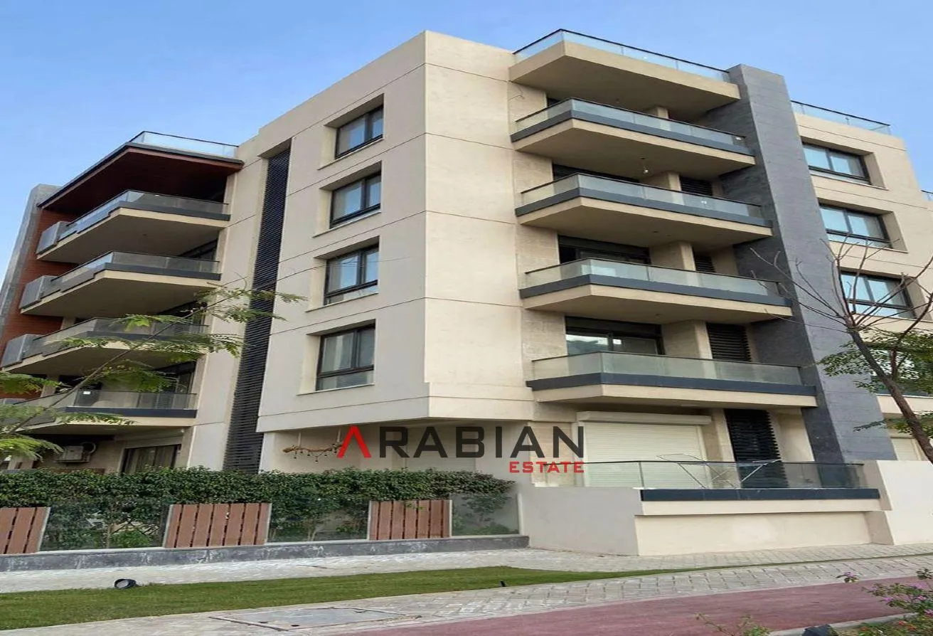 Sale in Azad: Apt 4-bed delivery 1y front of AUC inst-5y