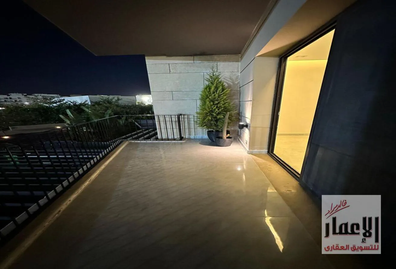 Sale in Six West: Apartments for sale in Six West Sodic Compound
