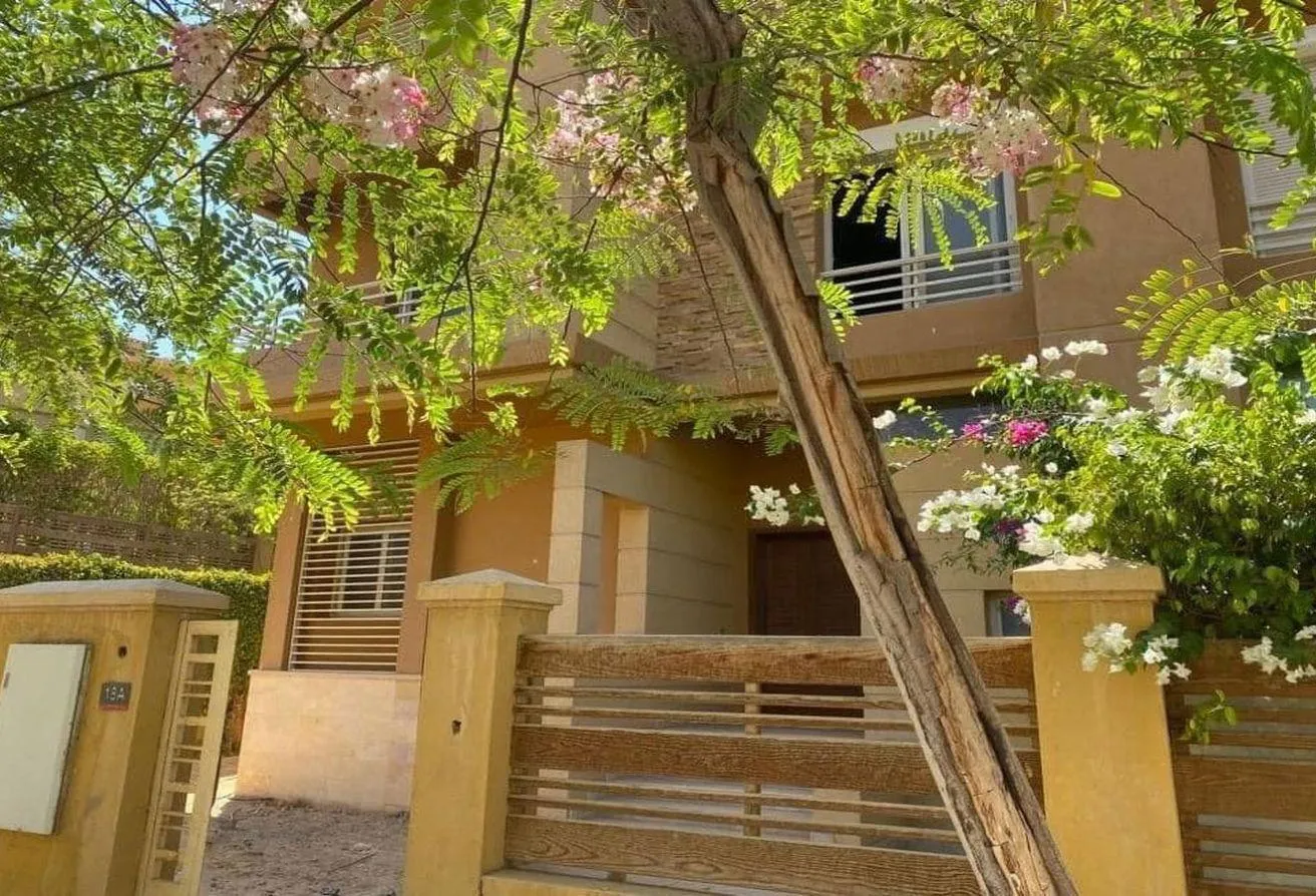 Sale in Jeera: Building for sale in The 13th district - Zayed