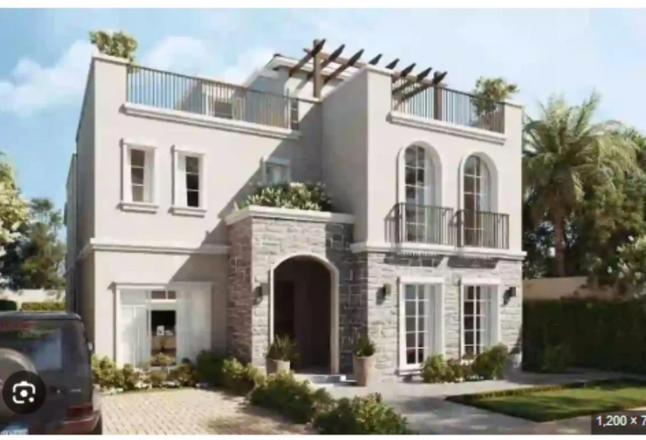 Sale in Ever: Townhouse for 16 million over 12 years
