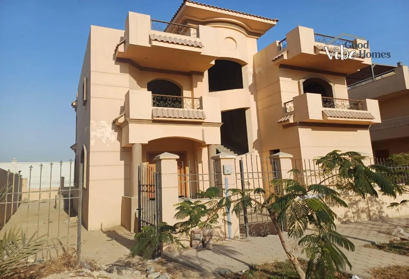Sale in Dream Land: Standalone In Dream Land For Sale Prime Location