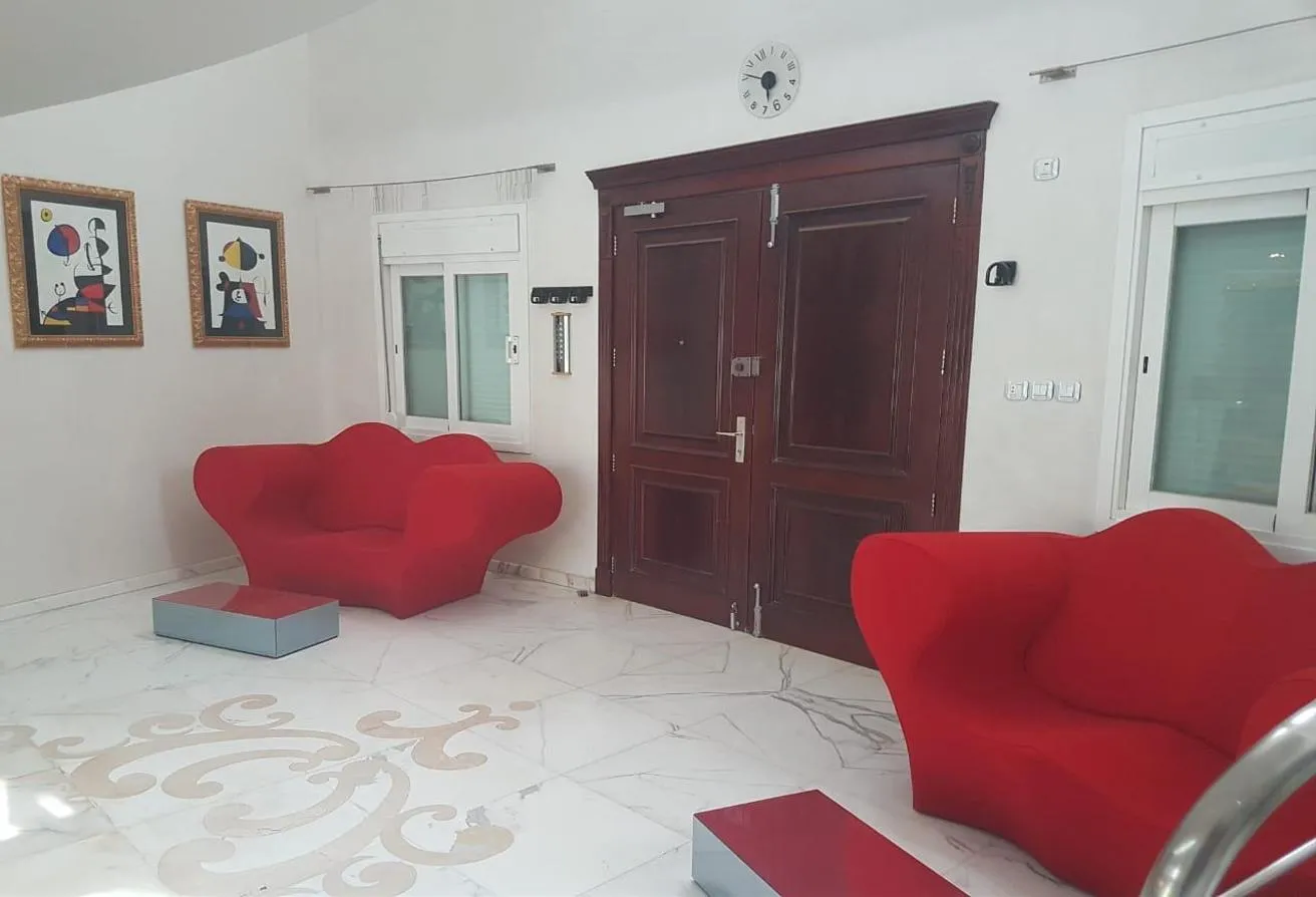 Gallery Image 12