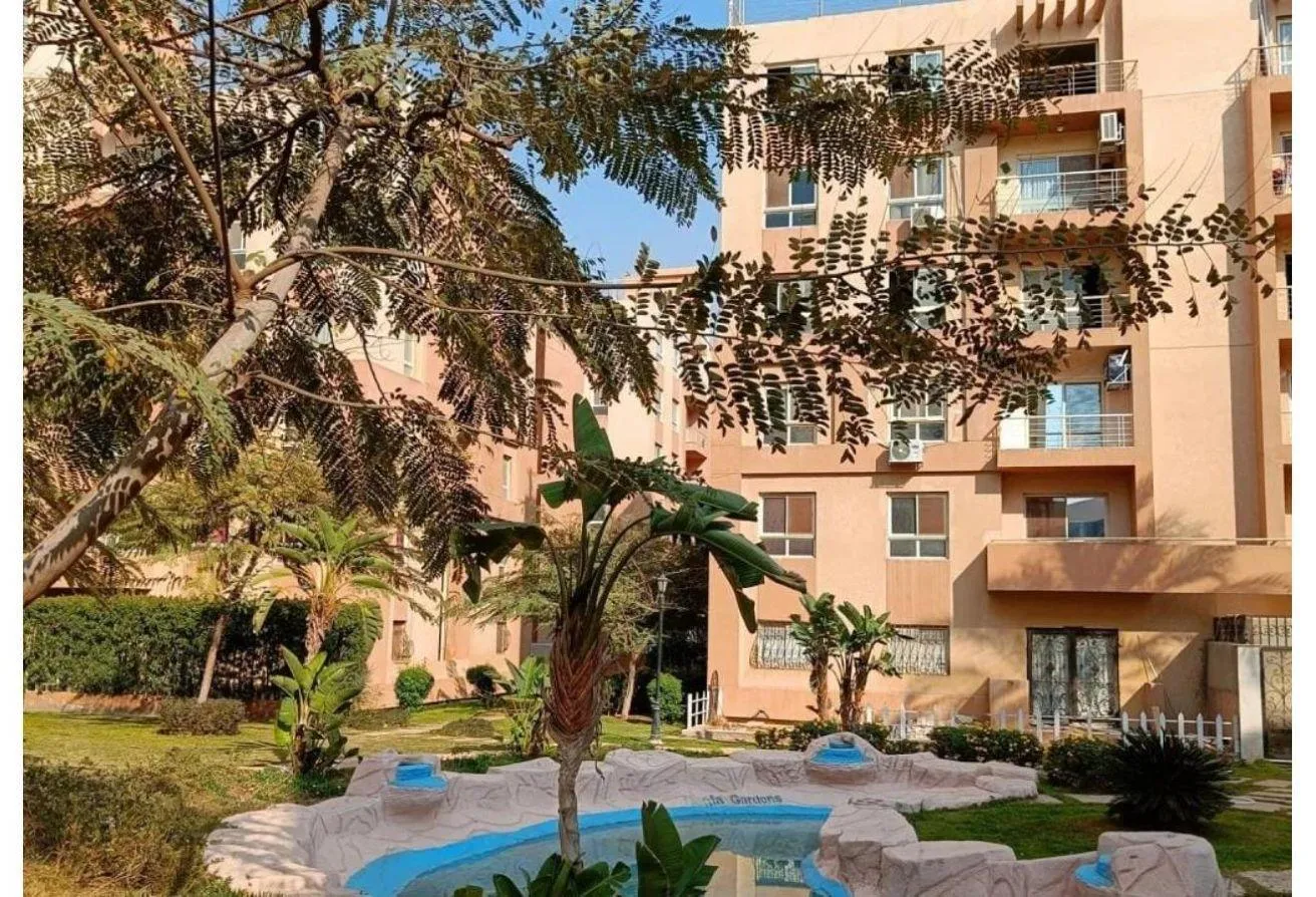 Sale in Degla Gardens: ارضي بجاردن في كمبوند دجلة جاردنز سوبر لوكس