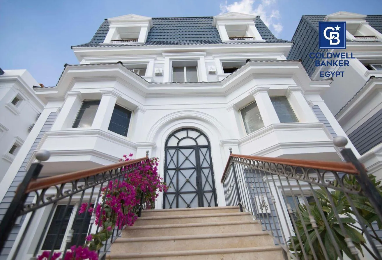 Sale in Kingsway: Garden Villa For Sale in Kingsway With DP445K