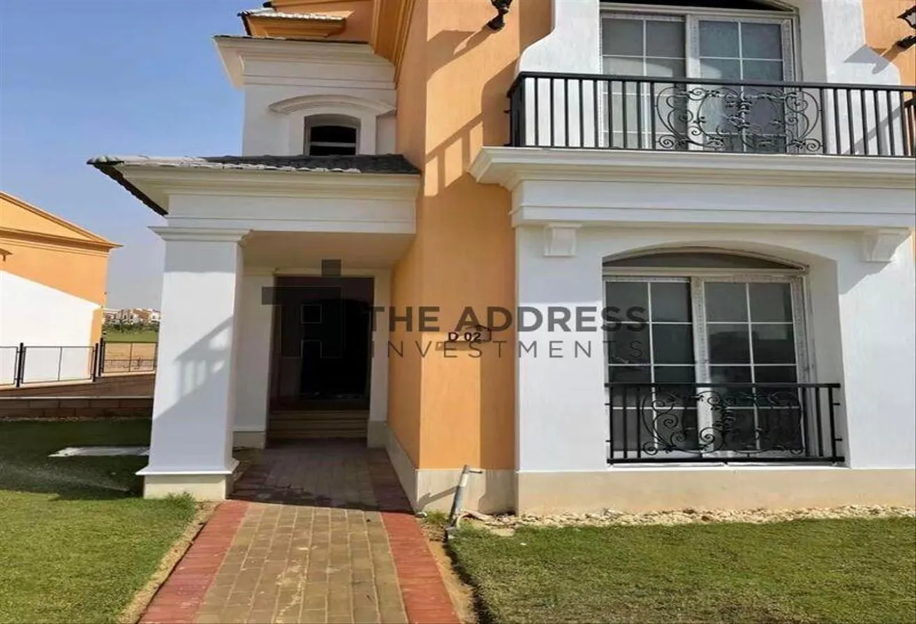 Sale in Moon Valley: Villa with Lagoon view 700,000 DP Installment 12Y