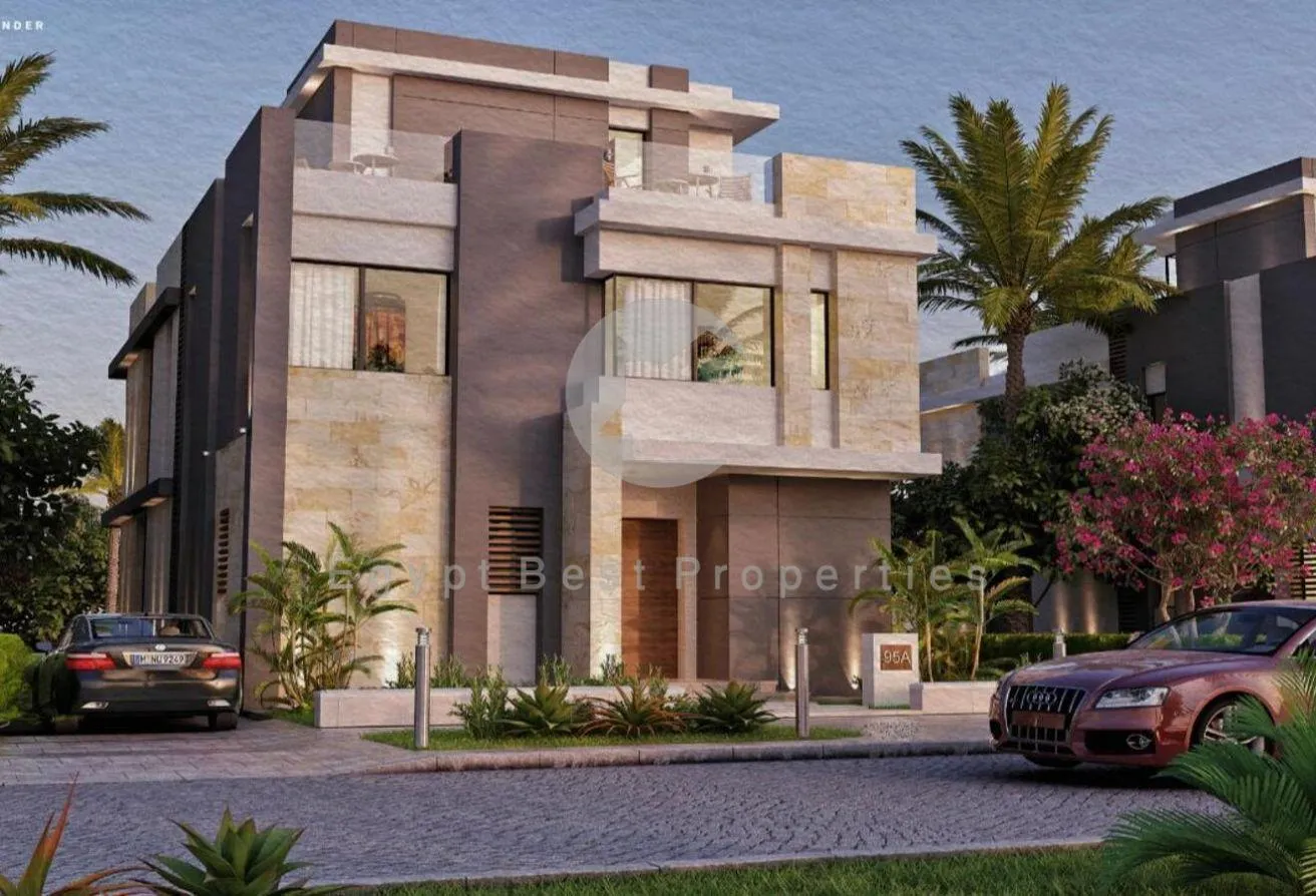 Sale in Tawny Hyde Park: Standalone Villa 4 BED overlooking lakes &amp; parks.