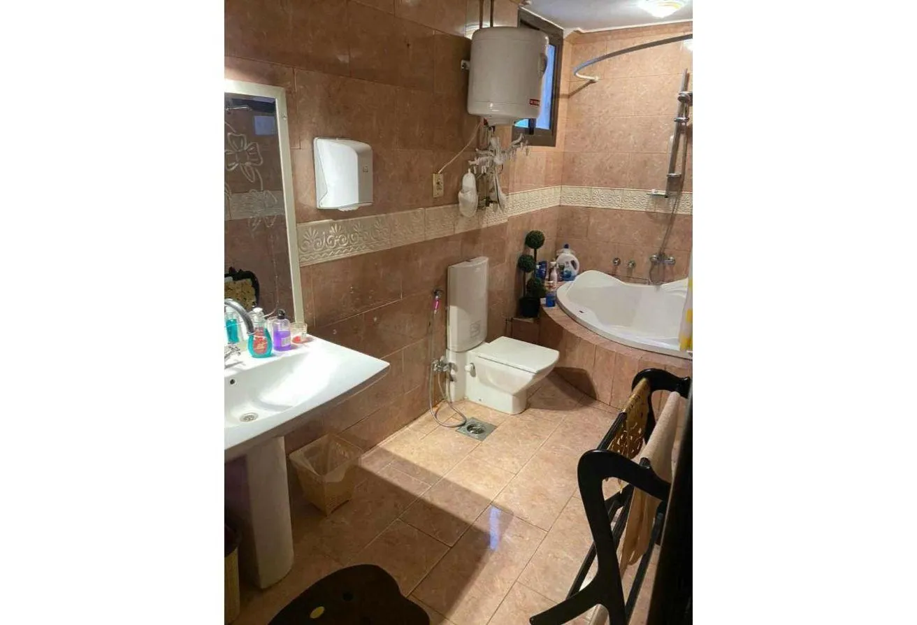 Gallery Image 13
