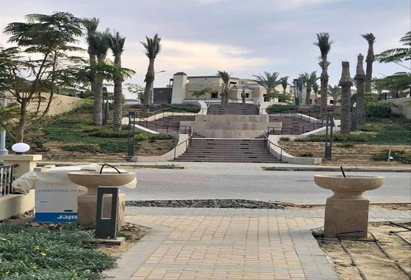 Sale in The Wonder Marq: Villa 120m G+2 Corner in The Mark, Mostakbal City