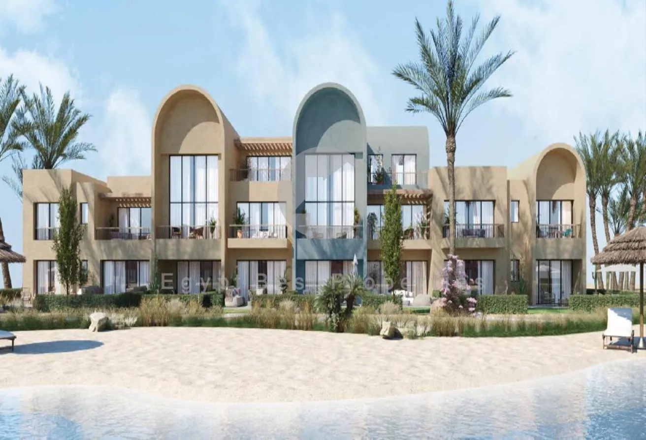 Sale in Kamaran: prime location townhouse at tuban with d.p