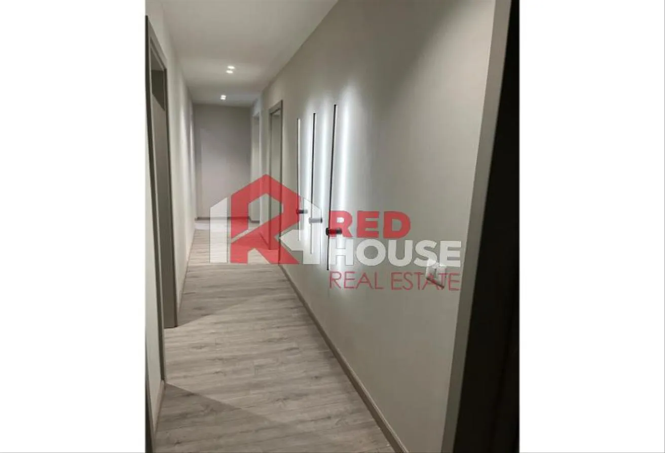 Gallery Image 17