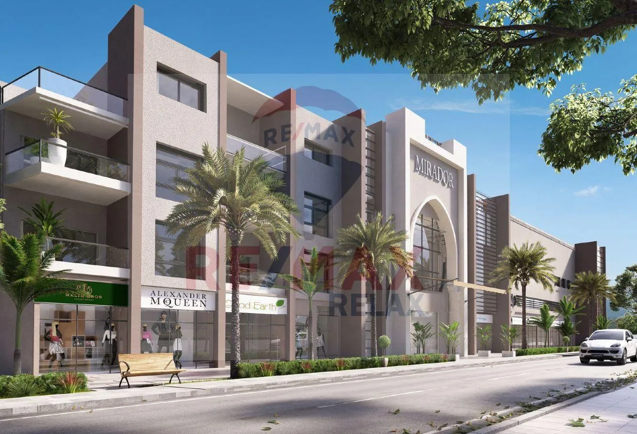 Sale in Sahl Hasheesh: Buy Townhouse in A Luxurious Compound Hurghada