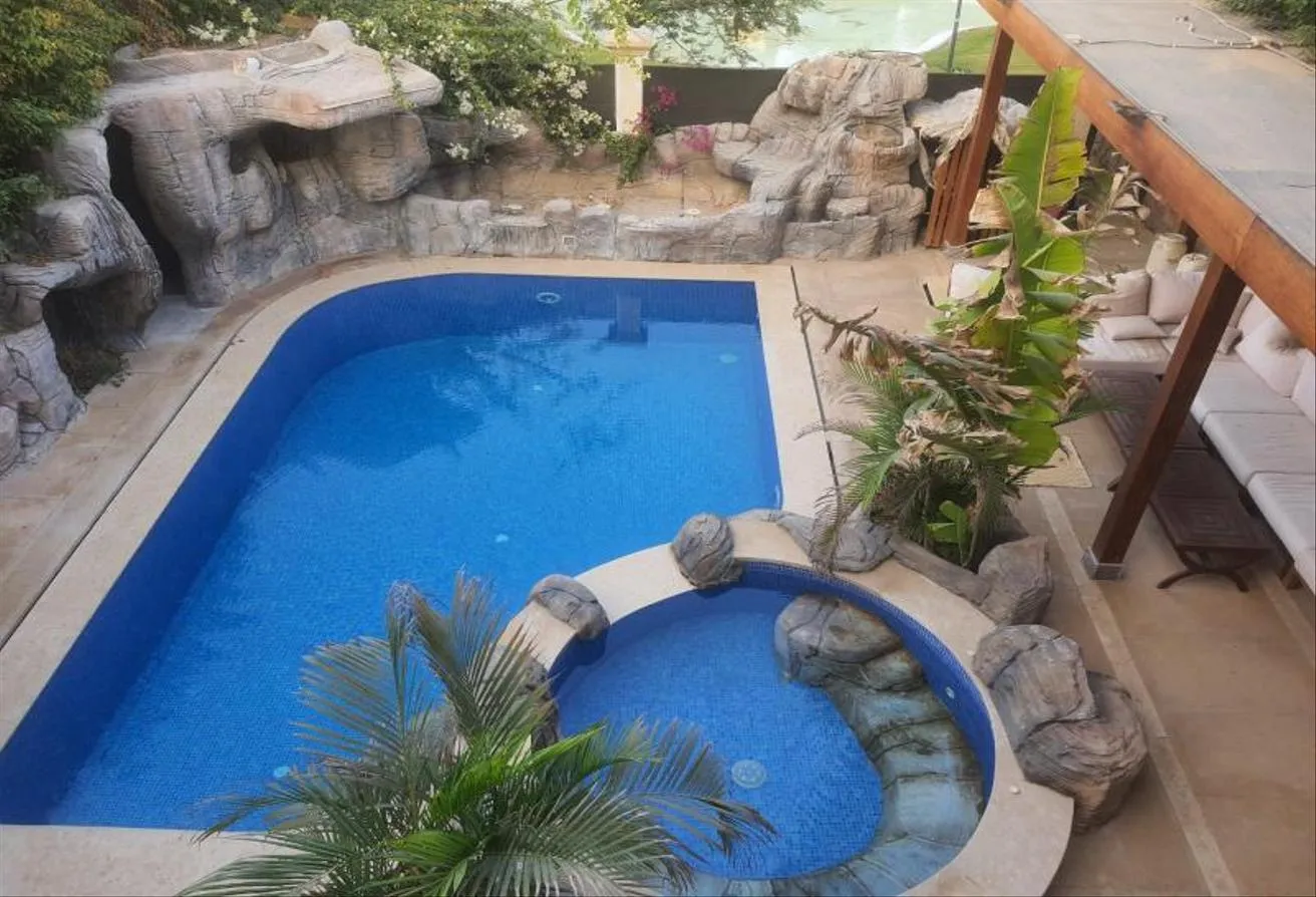 Sale in Greens: Villa for sale with swimming pool, Greens Compound