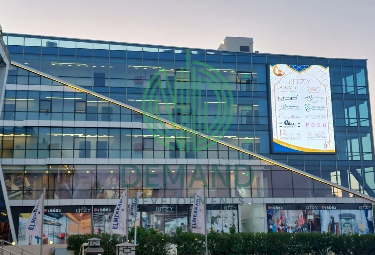 Rent in Ritzy: Shop for rent in Ritzy Mall, Sheikh Zayed