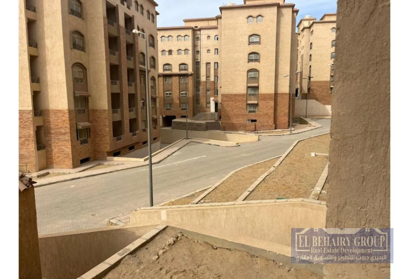 Sale in 5th Settlement Compounds: شقة للبيع في التجمع الخامس كمبوند درع مصر