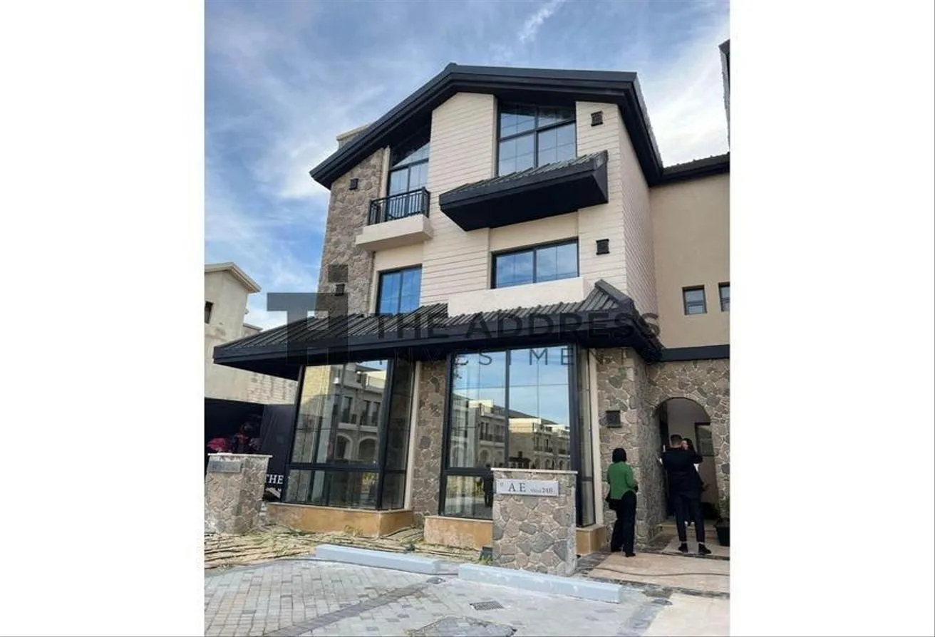 Sale in Mountain View 3: with long installments 225m villas near 90th St.