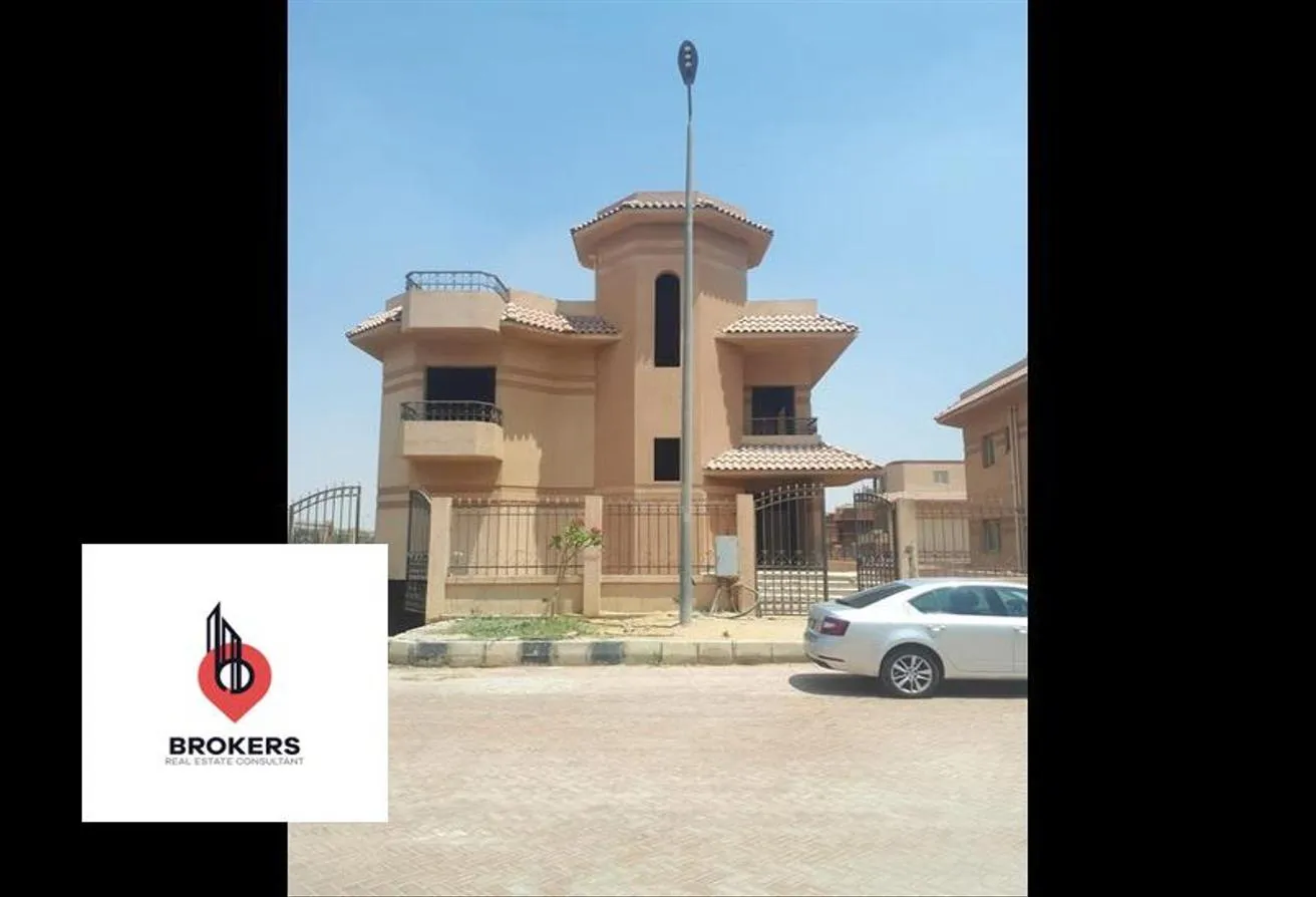 Sale in Al Patio 2: Villa for sale in a very special location