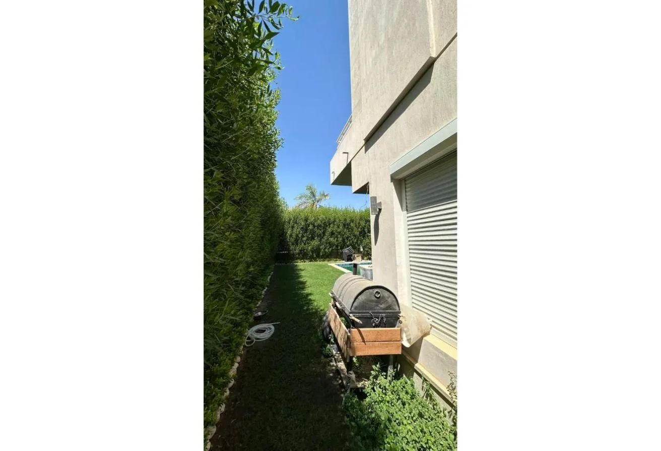 Gallery Image 15