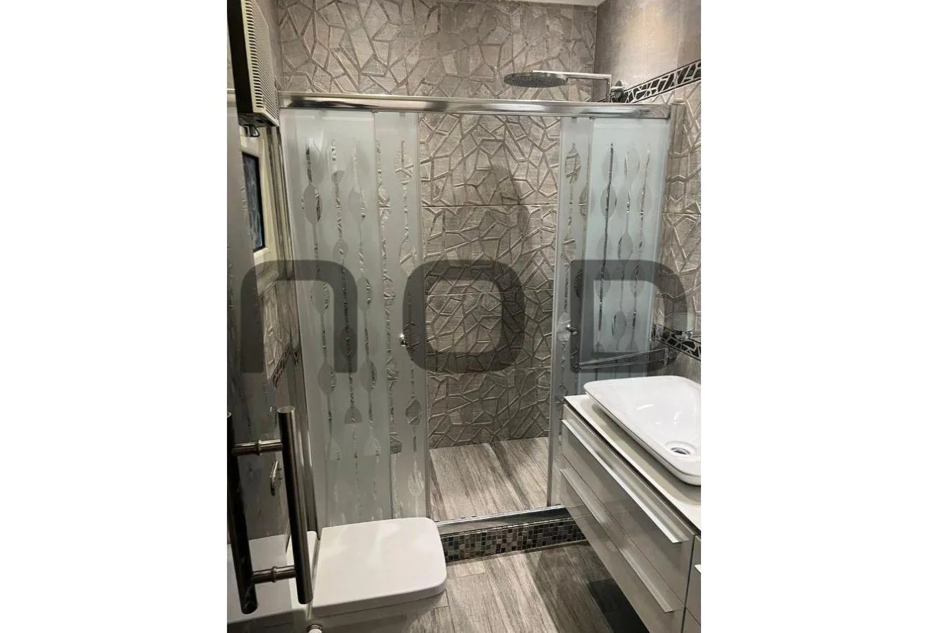 Gallery Image 16