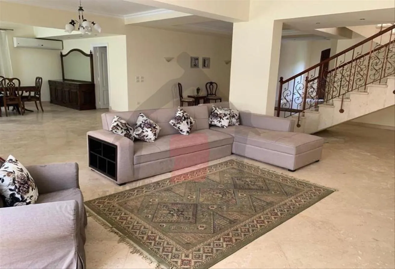 Rent in Gardenia Park: فيلا للايجار مفروشه بالكامل كمبوند جارينيا بارك2