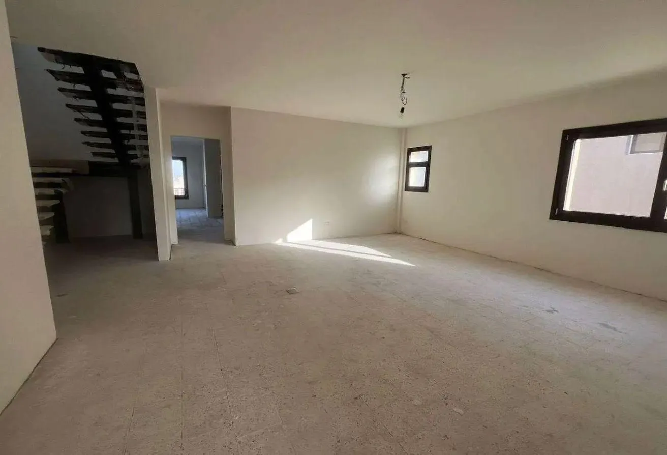 Sale in Pyramids Heights: Resale Finished Townhouse In New Giza