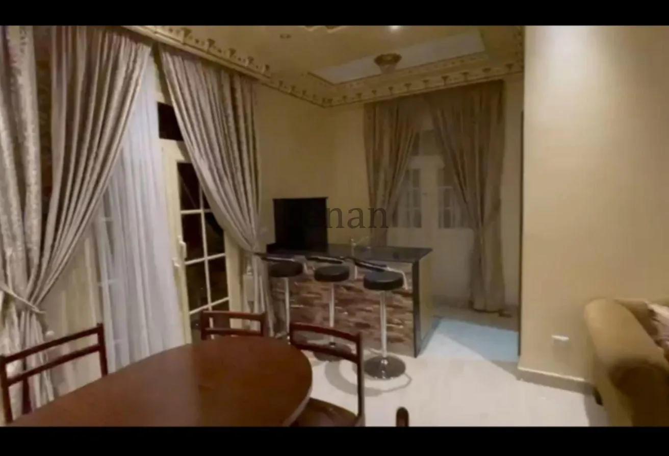 Rent in El Yasmeen 6: شقه متميزه للايجار في الياسمين دور كامل