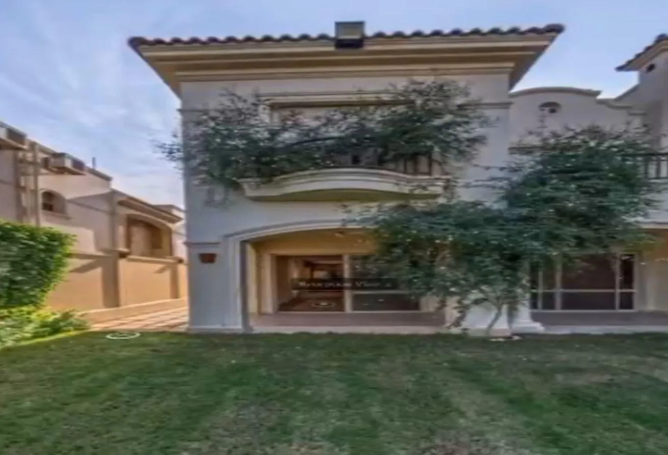 Sale in Al Patio 2: Villa for sale in Patio 2 Compound, New Cairo