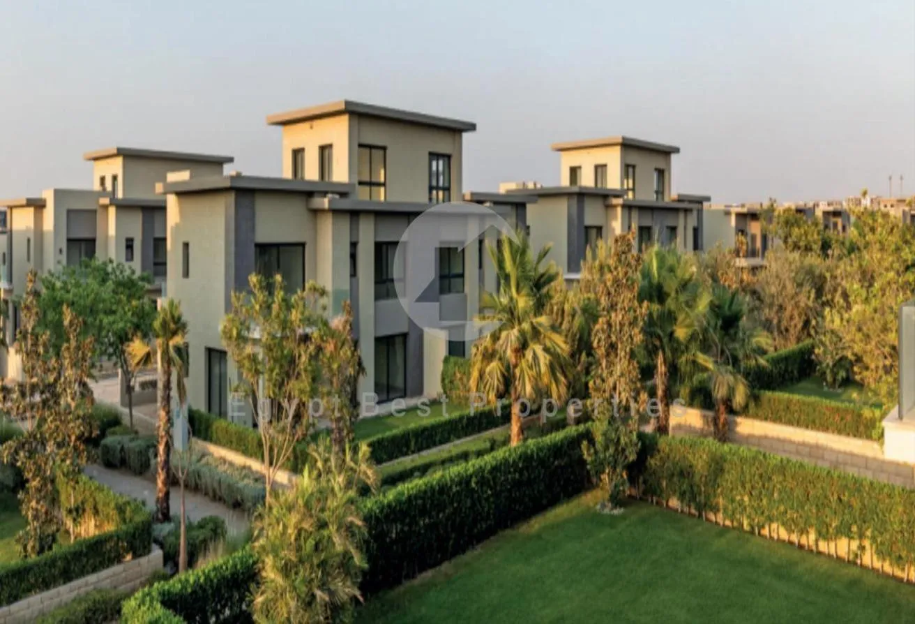 البيع في نيو جيزة: بنتهاوس للبيع في Swanlake west بمقدم 5% بالتقسيط 